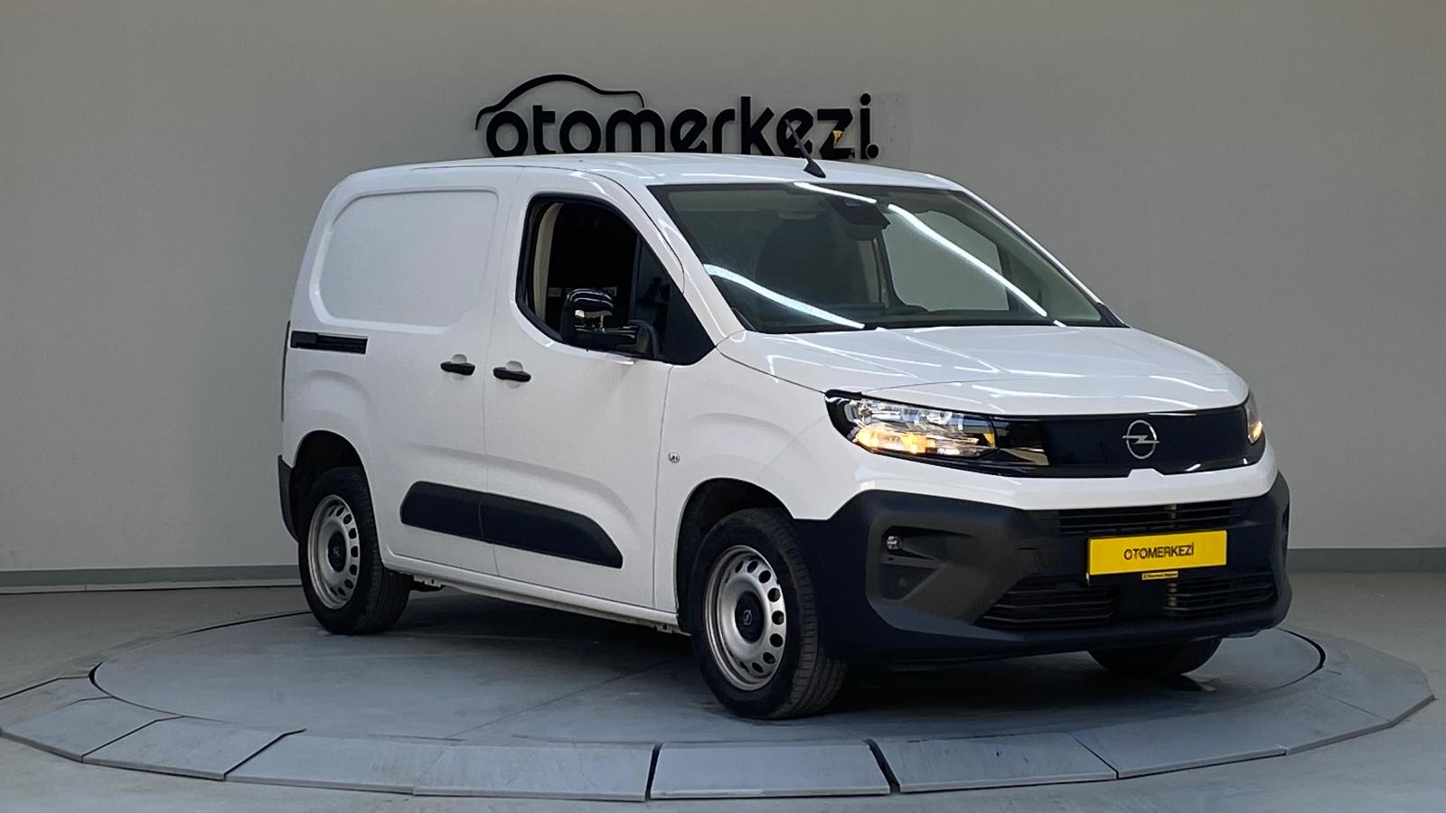 OPEL COMBO 8